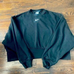 Nike crop sweatshirt